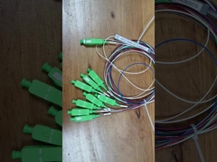 फाइबर ऑप्टिक पीएलसी स्प्लिटर 1x8 एससी कनेक्टर के साथ पीओएन एक्सजीपीओएन नेटवर्क के लिए रंगीन एकल मोड