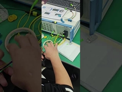 उच्च घनत्व MTP MPO केबल - LC 12 कोर हाइड्र केबल असेंबली पुरुष कनेक्टर गाइड पिन के साथ