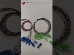 स्प्लिटर बॉक्स के लिए SC APC फाइबर ऑप्टिकल पिगटेल LSZH 900um SM सिरेमिक सामी